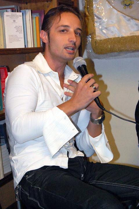 Angelo Forgione risponde alle domande dei presenti Angelo Forgione risponde alle domande dei presenti