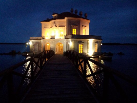 casina_vanvitelliana_notte